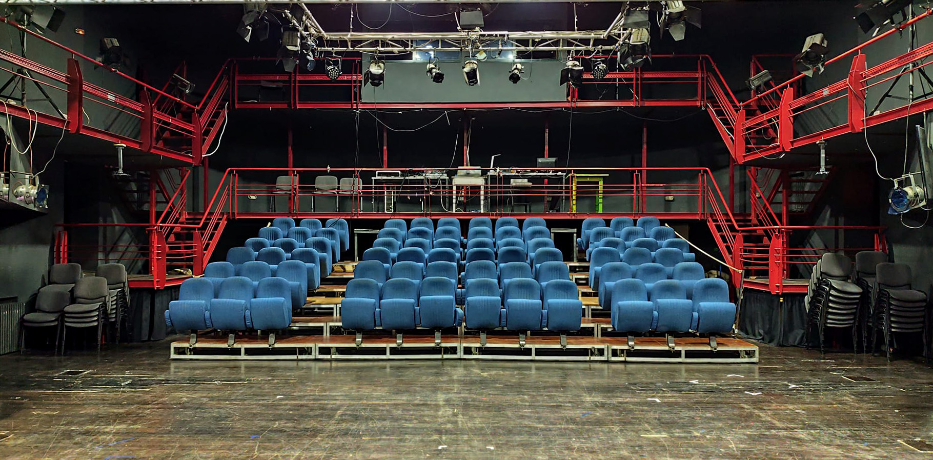 Este inaugurată Sala Studio